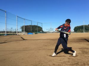 ソフトボールバッティングスイング